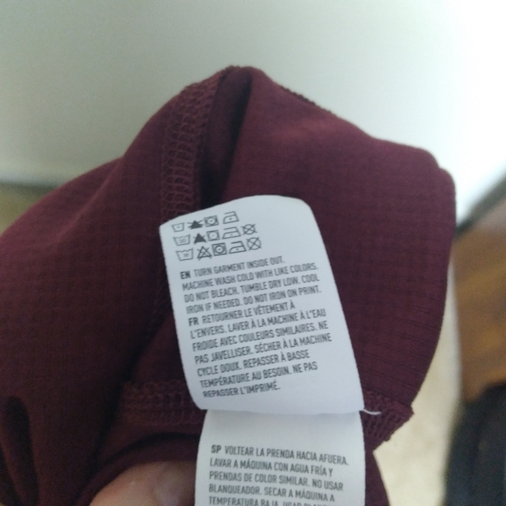 American Eagle Active Flex Red Waffle Knit Spell Out Hoodie Size Small - Picture 10 of 12